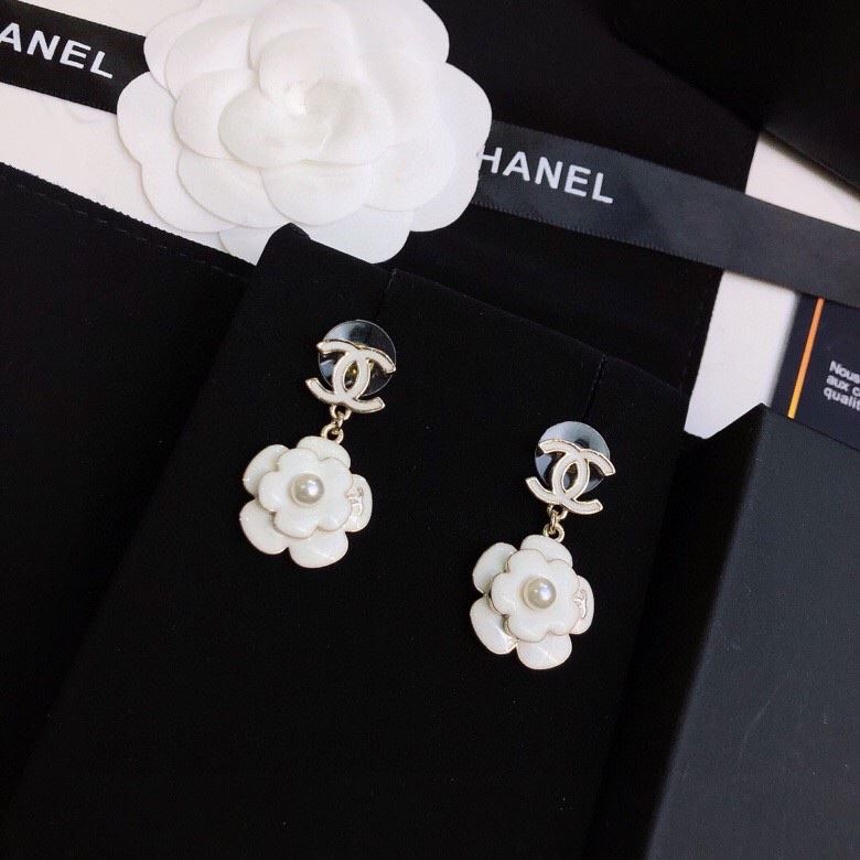 Ch**el earrings